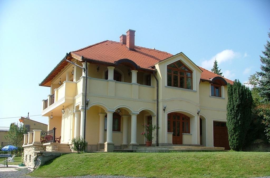 Bruckner Villa Apartman Balatonfüred Exterior foto